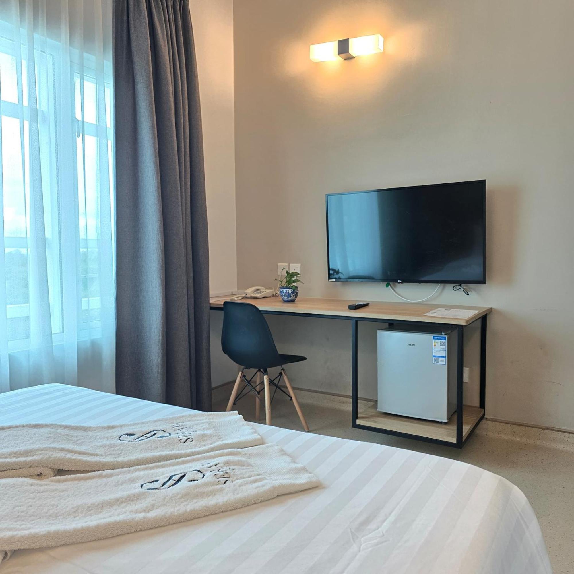 Serapi Verdure Hotel Kuching Kültér fotó